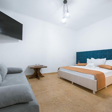 Vila Puky Neptun Extérieur photo