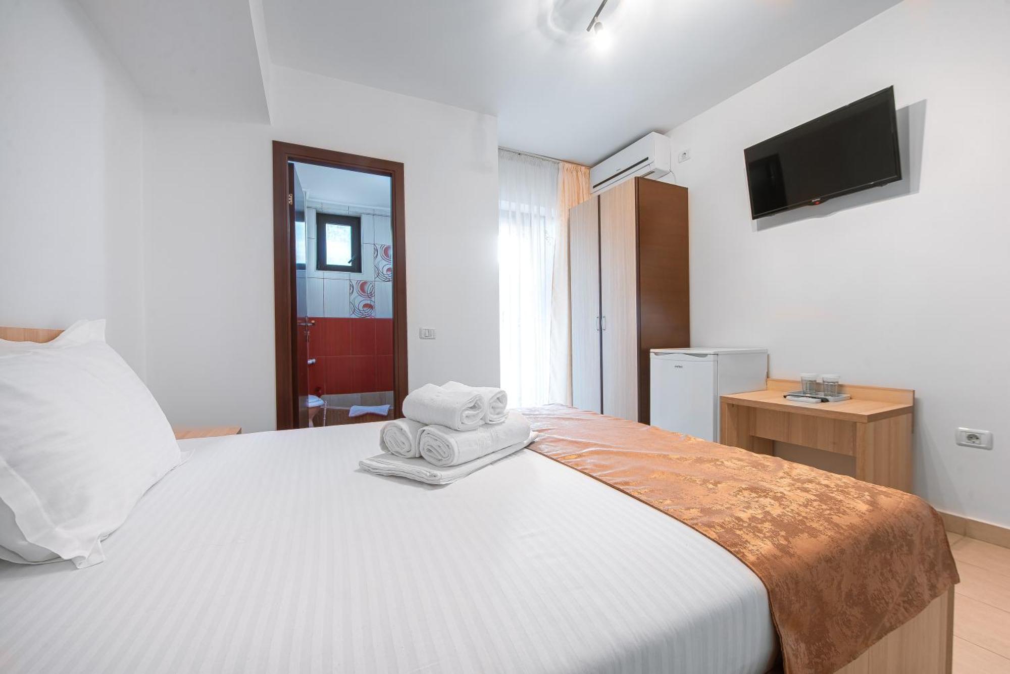 Vila Puky Neptun Extérieur photo