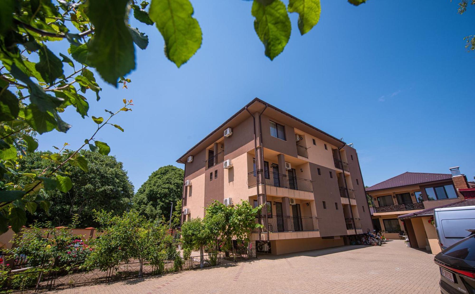 Vila Puky Neptun Extérieur photo